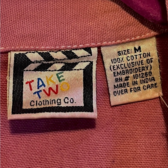 Turmeric dyed embroidered jacket. - Picture 6 of 6